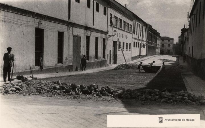Calle Canales en obras, 1940